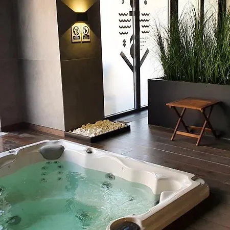 Pod Brzozami Kolo Brzegu Podczele アパート